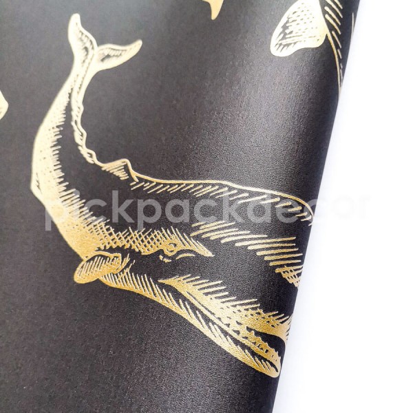 Sea You Soon design tapéta bálnákkal, fekete, arany 102799298